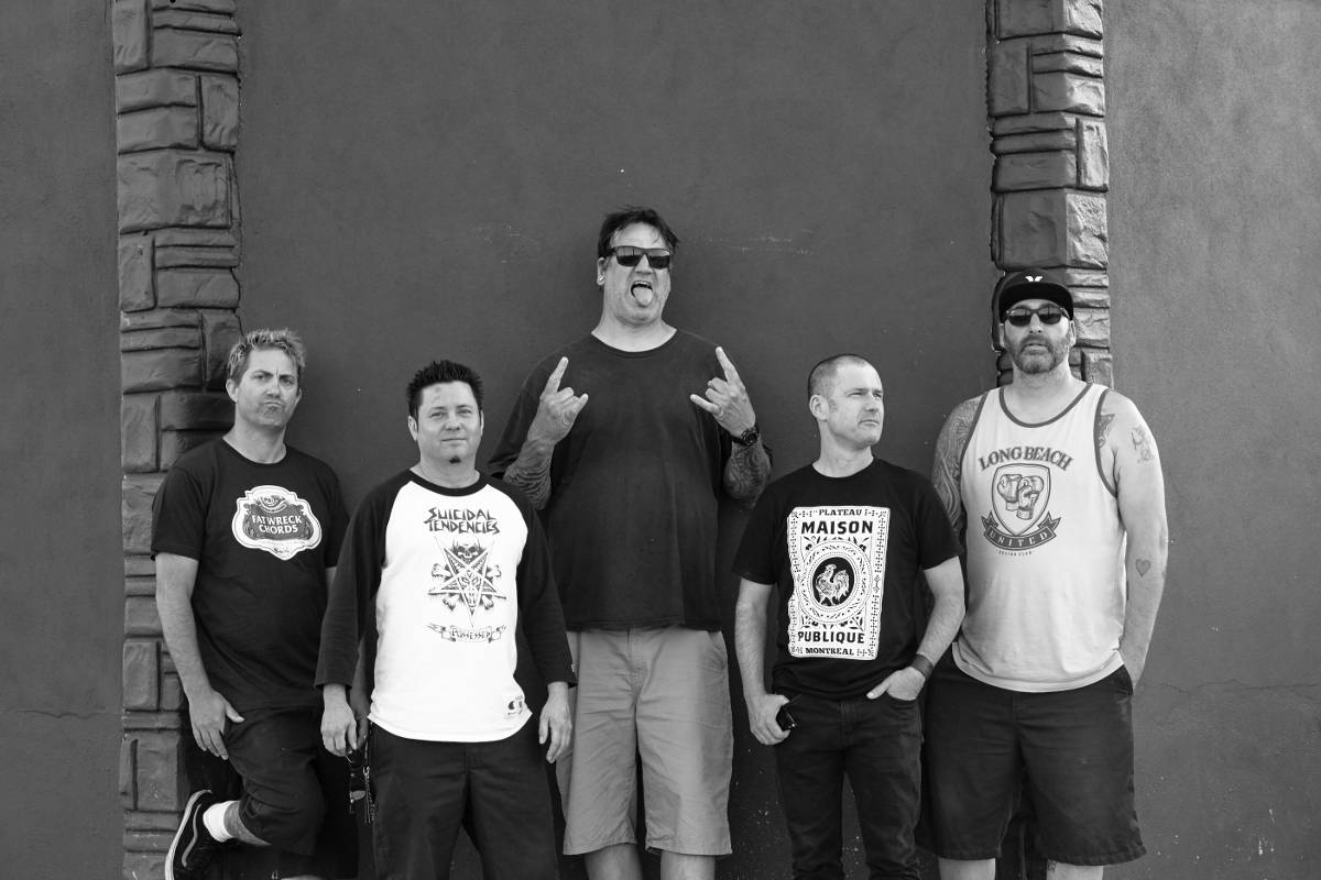 Lagwagon visits NL this May: Den Haag and Drachten